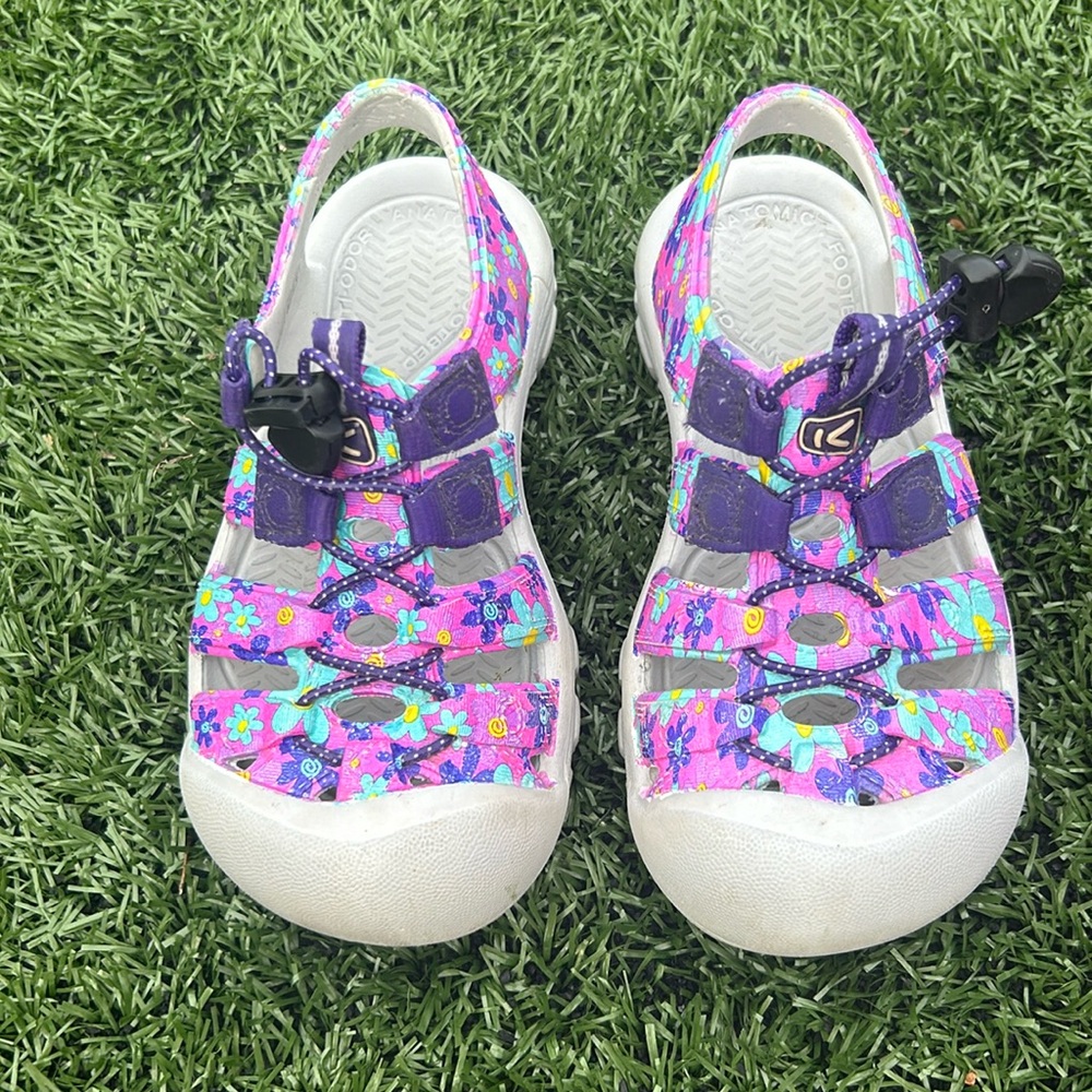 Keen sandals. Size 13